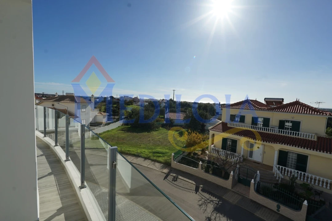 Apartamento T1 para Venda em Altura Foto 23