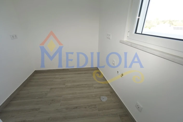 Apartamento T1 para Venda em Altura Foto 14
