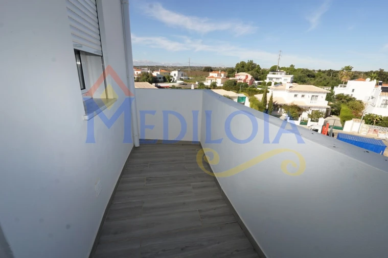 Apartamento T1 para Venda em Altura Foto 17