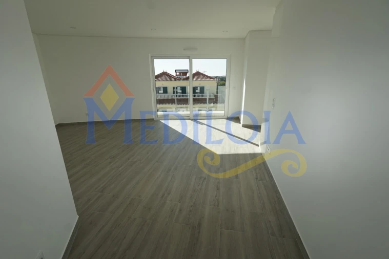 Apartamento T1 para Venda em Altura Foto 2