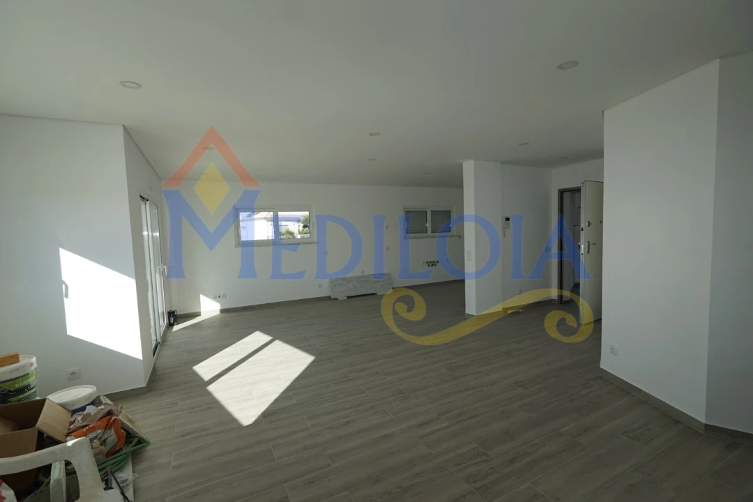 Apartamento T2 para Venda em Altura Foto 3
