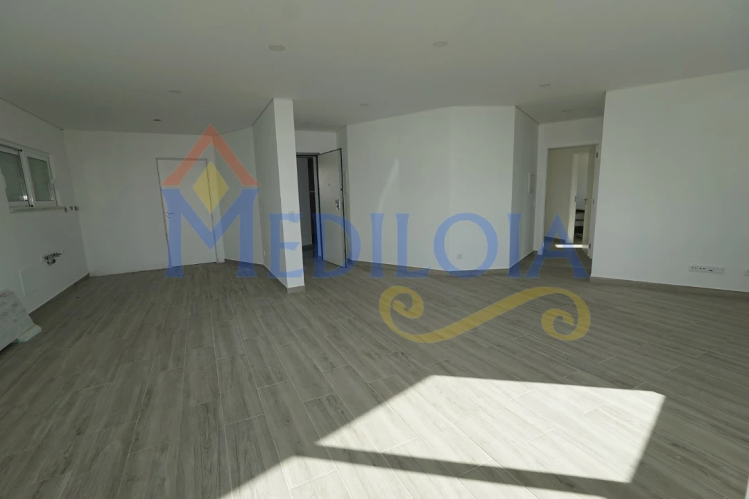 Apartamento T2 para Venda em Altura Foto 4