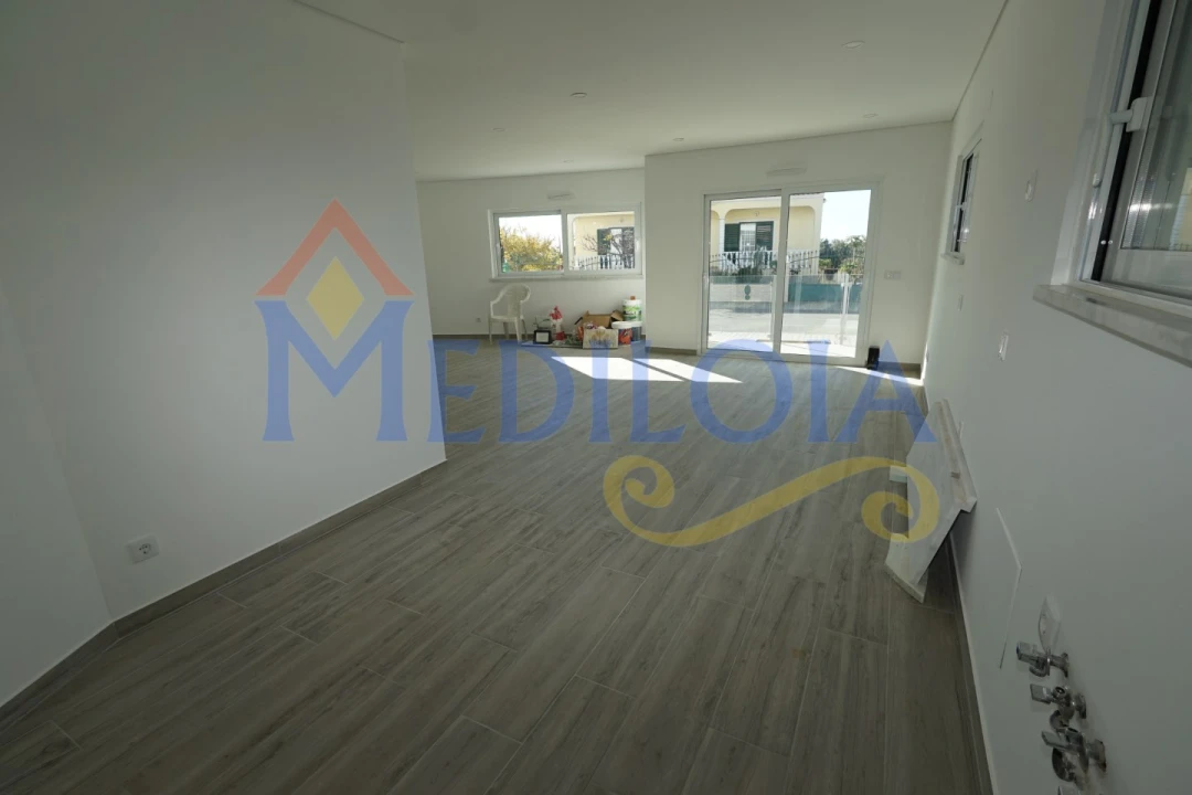 Apartamento T2 para Venda em Altura Foto 5