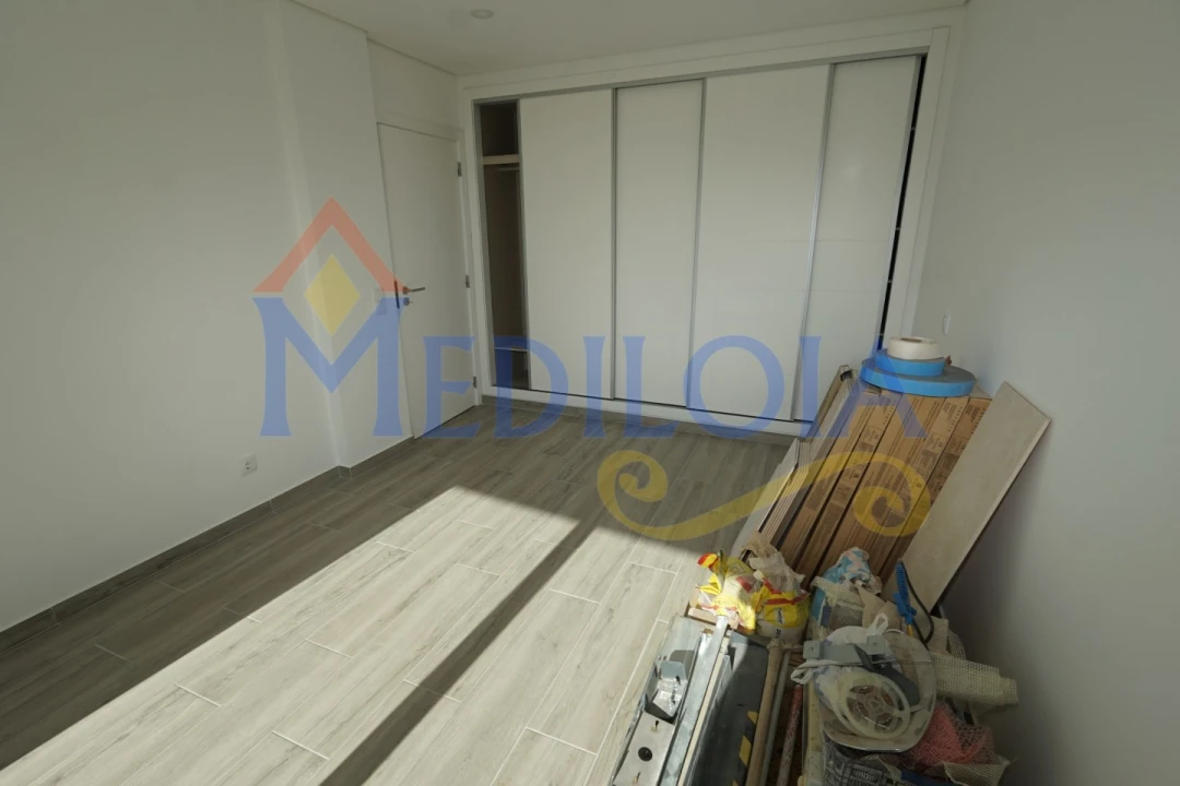 Apartamento T2 para Venda em Altura Foto 8