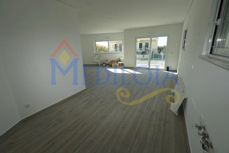 Apartamento T2 para Venda em Altura Foto 5