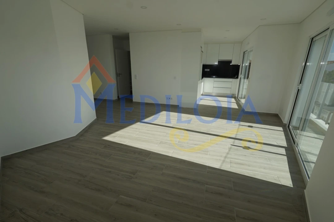 Apartamento T2 para Venda em Altura Foto 1
