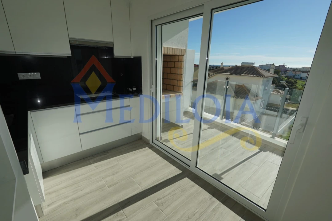 Apartamento T2 para Venda em Altura Foto 4