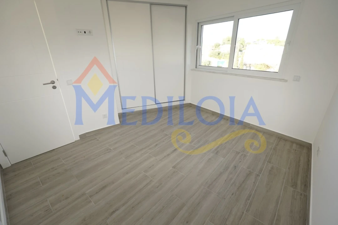 Apartamento T2 para Venda em Altura Foto 6