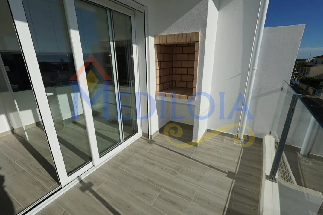 Apartamento T1 para Venda em Altura Foto 15