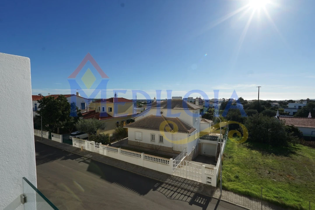 Apartamento T1 para Venda em Altura Foto 21