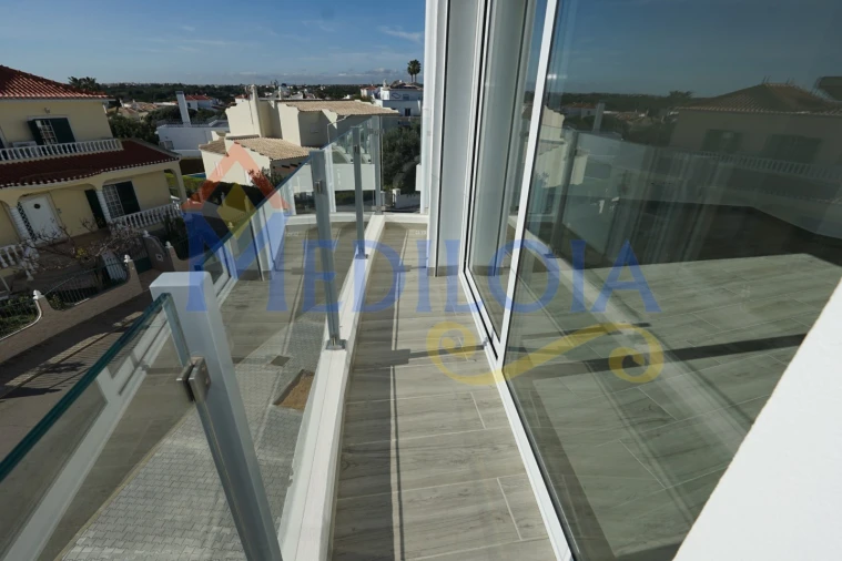 Apartamento T1 para Venda em Altura Foto 16