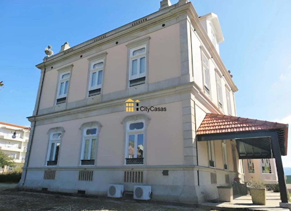 Moradia T7 para Venda em Lamego (Almacave e Sé) Foto 4