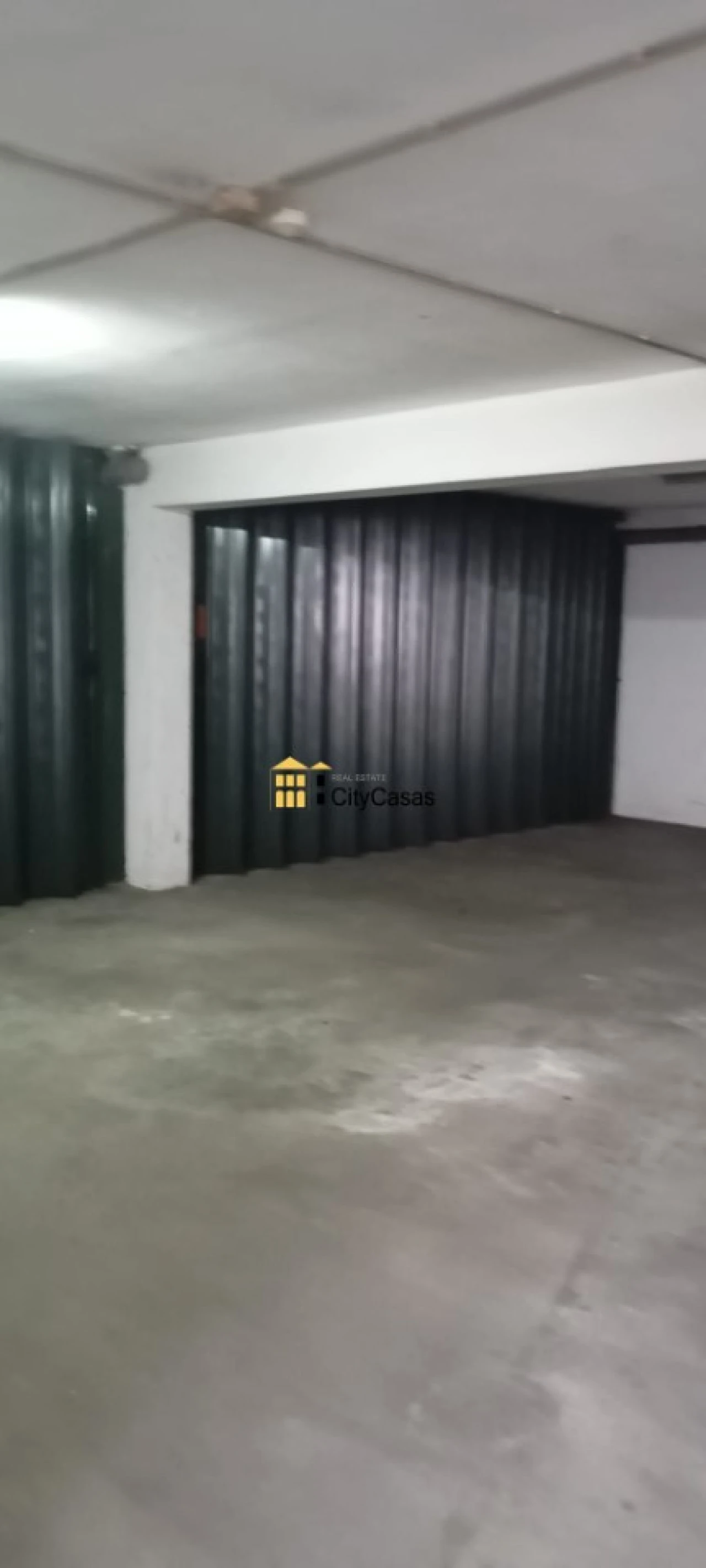 Garagem para Venda em Meixomil Foto 5