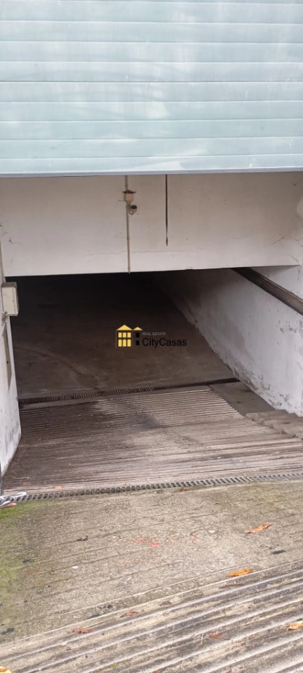 Garagem para Venda em Meixomil Foto 7