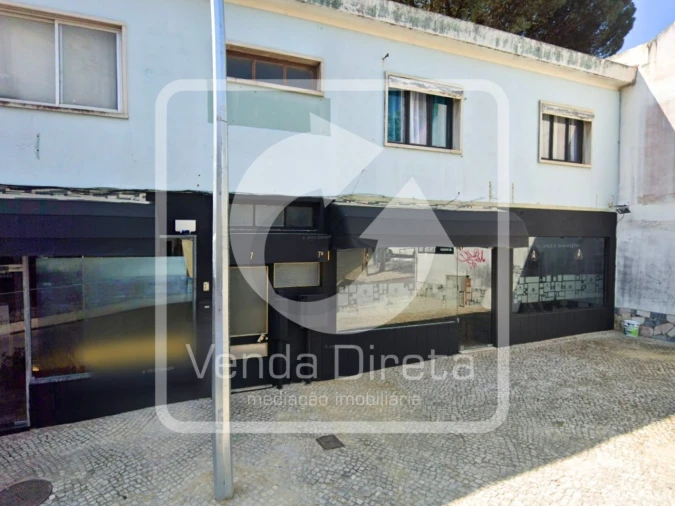 Prédio para Venda em Algueirão-Mem Martins Foto 1