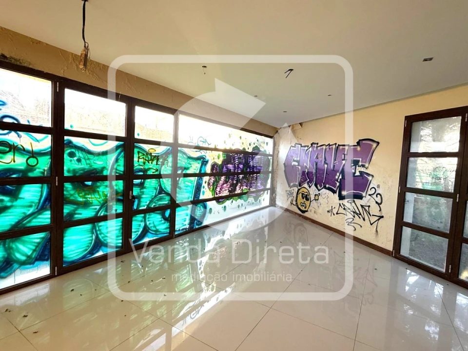 Moradia T4 para Venda em Alcabideche Foto 6