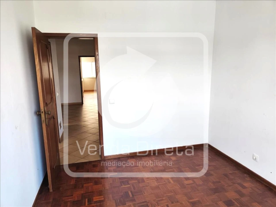 Apartamento T3 para Venda em Alhos Vedros Foto 9