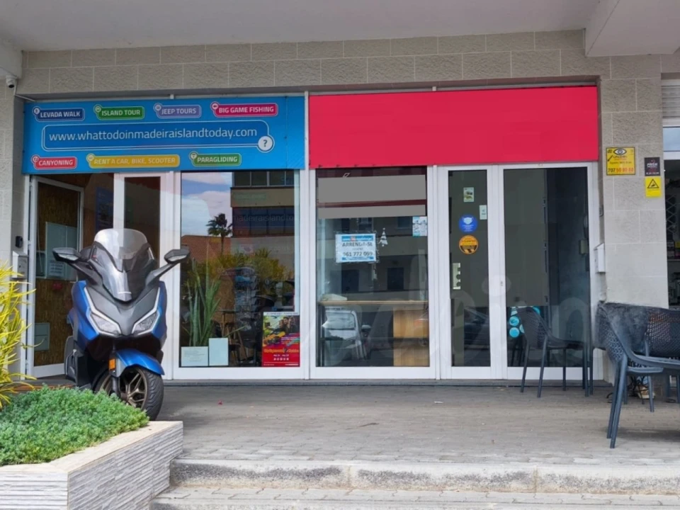 Loja para Arrendamento em Caniço Foto 3