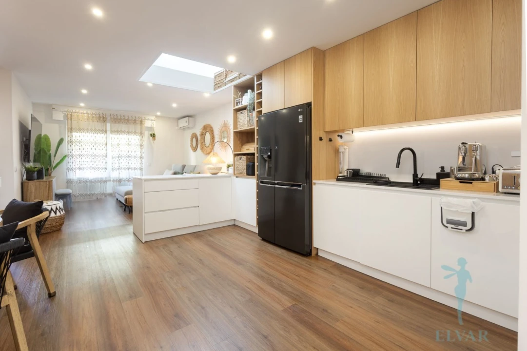 Apartamento T2 para Venda em Quarteira Foto 19