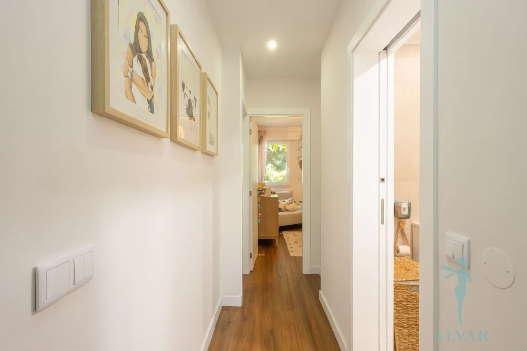 Apartamento T2 para Venda em Quarteira Foto 32