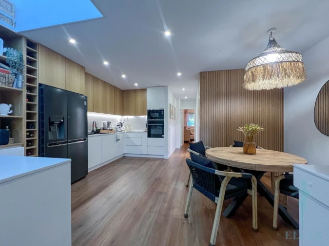 Apartamento T2 para Venda em Quarteira Foto 9