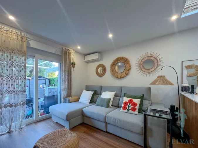 Apartamento T2 para Venda em Quarteira Foto 11