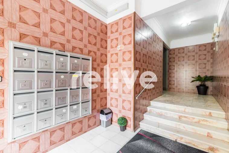 Apartamento T2 para Venda em Queluz e Belas Foto 20