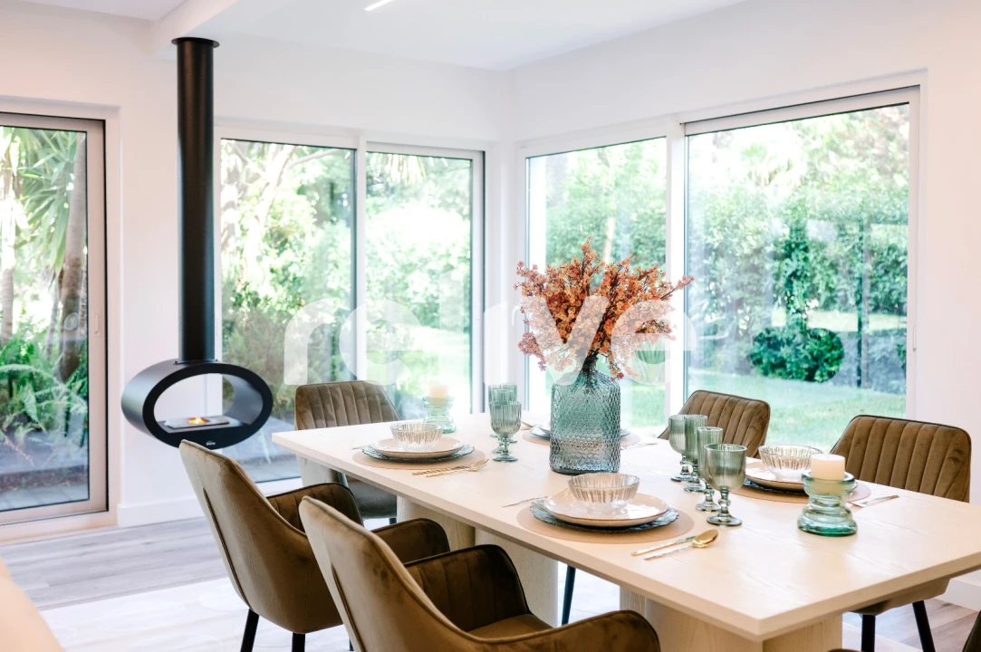 Moradia T4 para Venda em Charneca de Caparica e Sobreda Foto 5