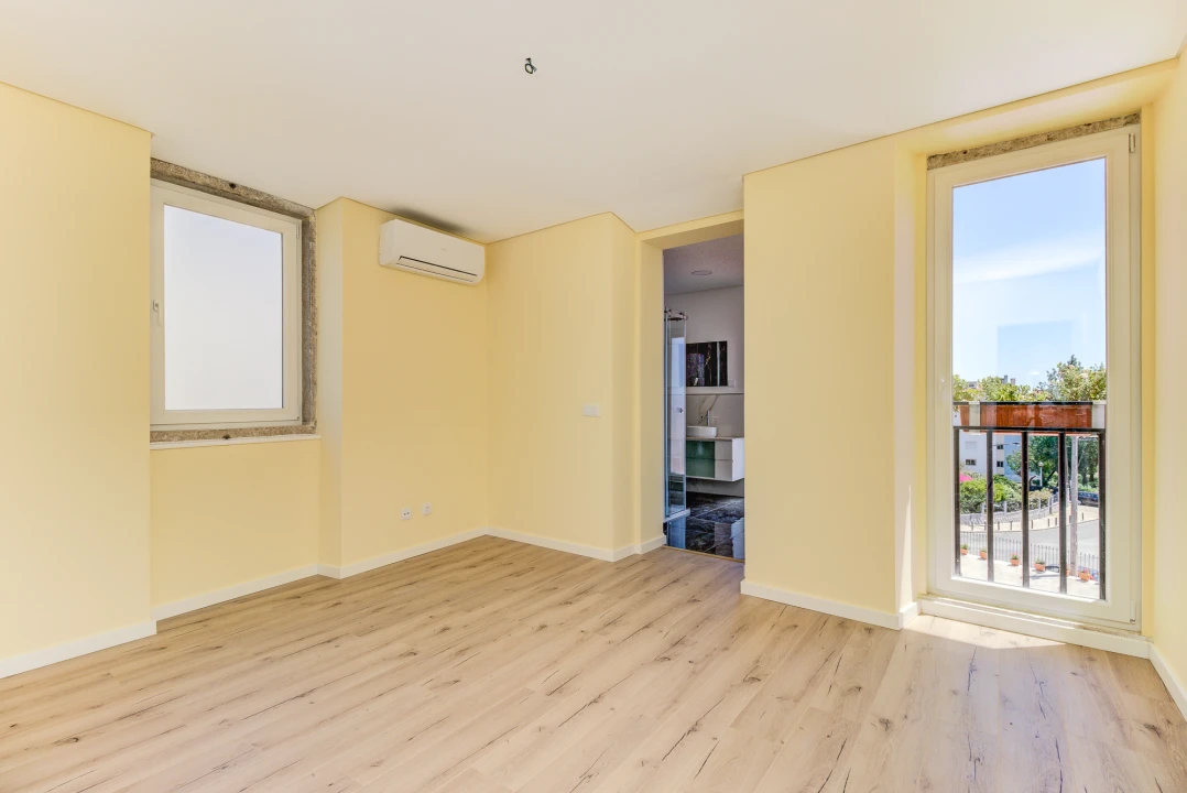 Apartamento T2 para Venda em Massamá e Monte Abraão Foto 19