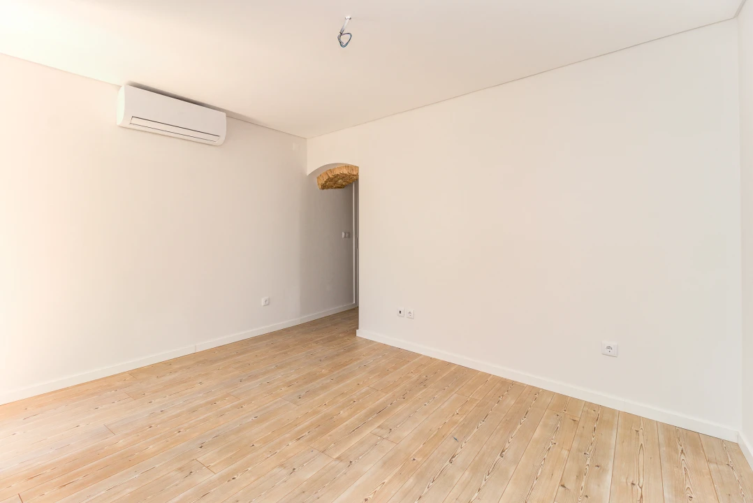 Apartamento T2 para Venda em Massamá e Monte Abraão Foto 15