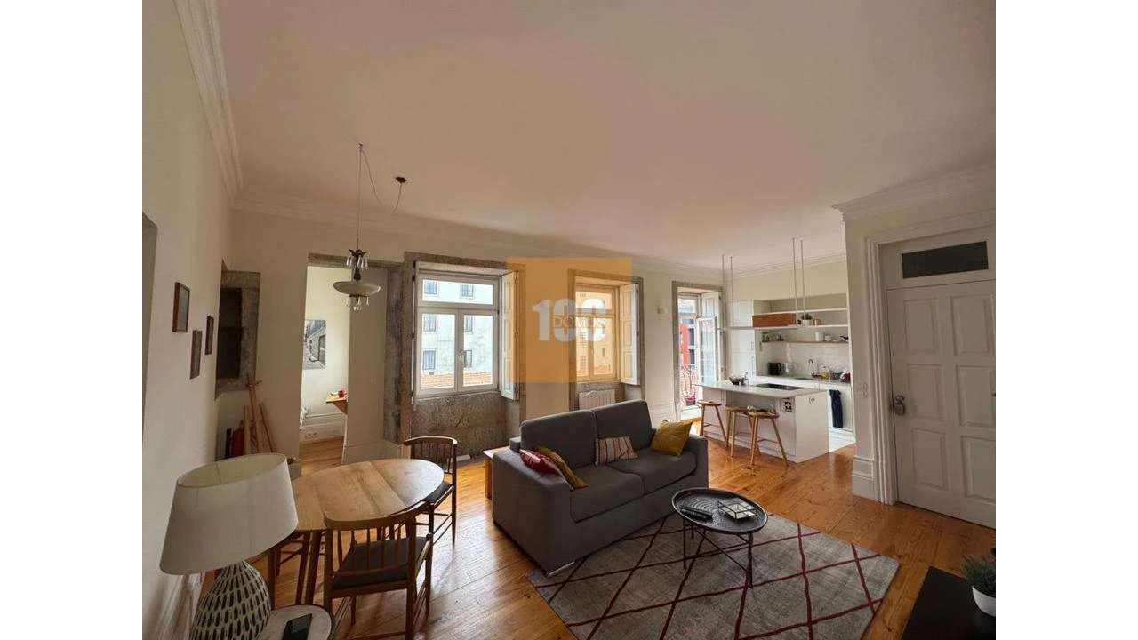 Apartamento T1 para Venda em Cedofeita, Santo Ildefonso, Sé, Miragaia, São Nicolau e Vitória Foto 1