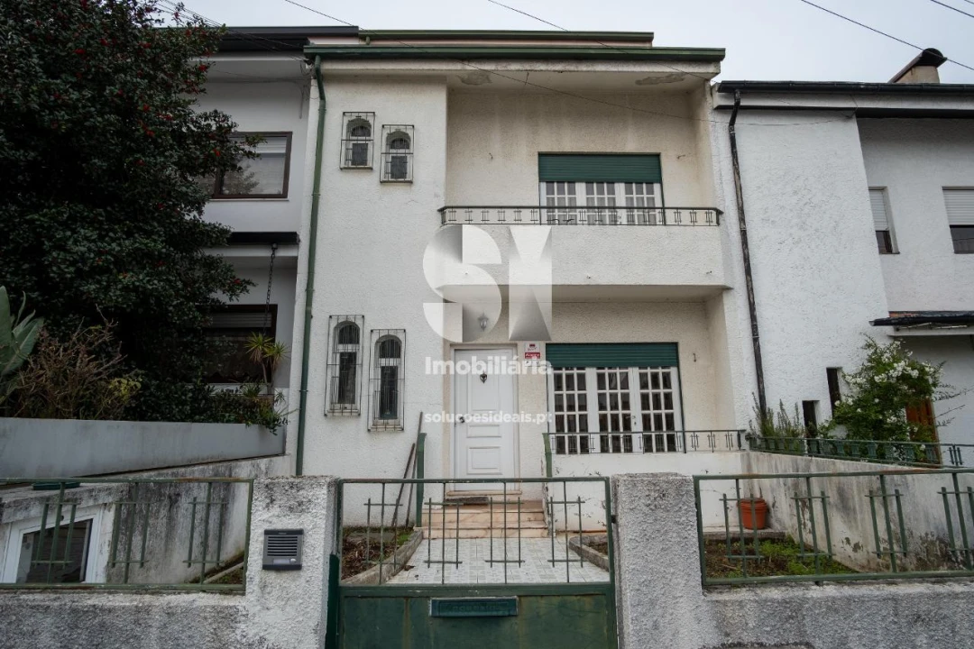 Moradia T4 para Venda em Custóias, Leça do Balio e Guifões Foto 1