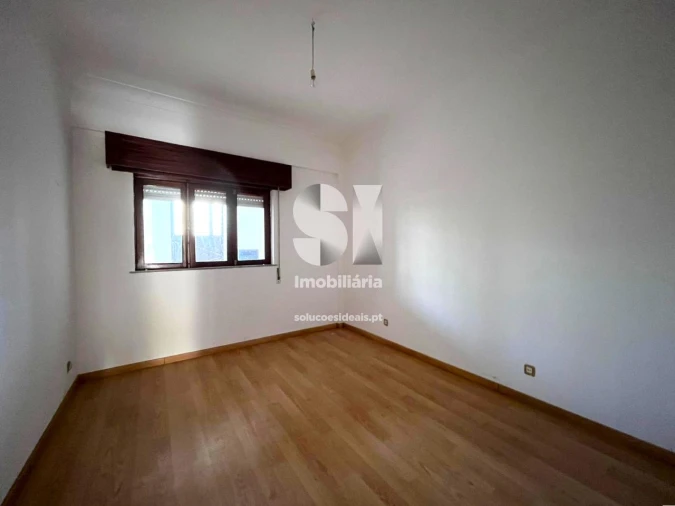 Apartamento T3 para Venda em Alijo Foto 10