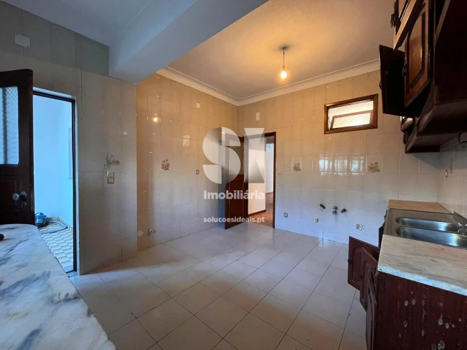 Apartamento T3 para Venda em Alijo Foto 17