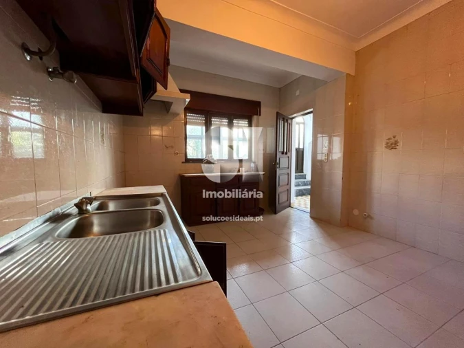 Apartamento T3 para Venda em Alijo Foto 16