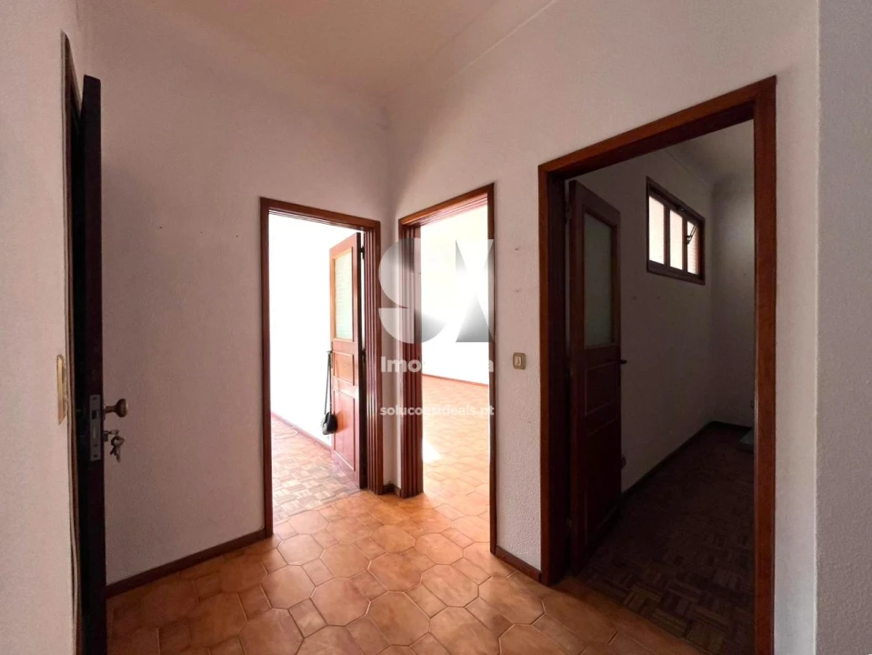 Apartamento T3 para Venda em Alijo Foto 24