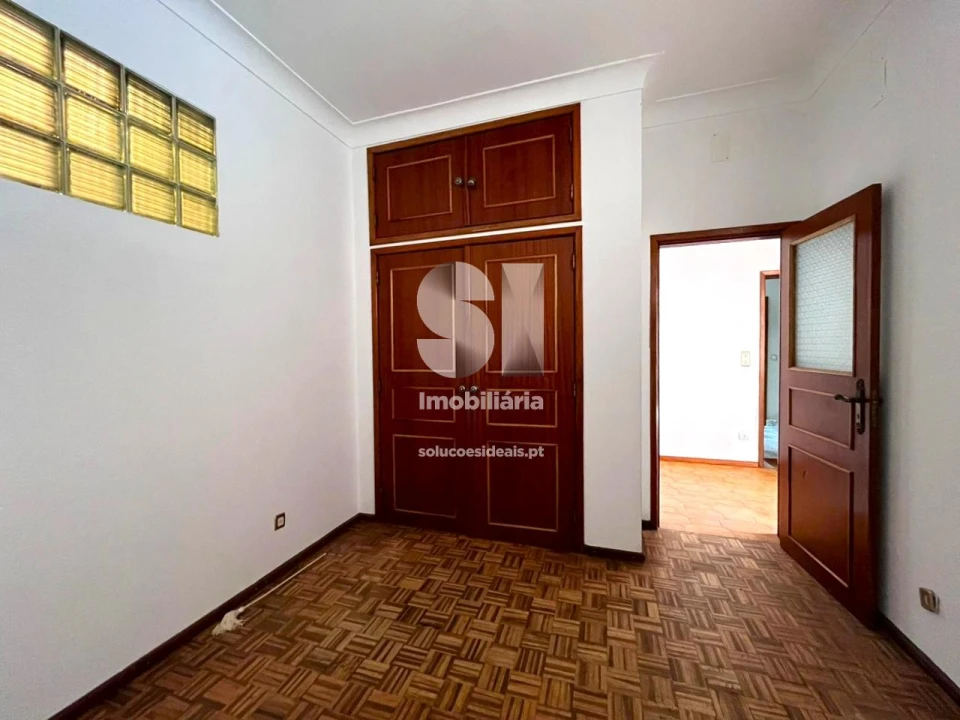 Apartamento T3 para Venda em Alijo Foto 22