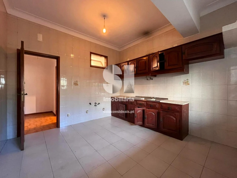 Apartamento T3 para Venda em Alijo Foto 13