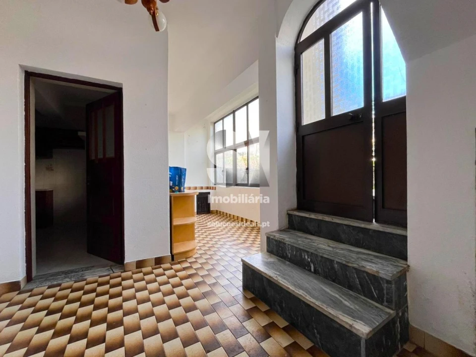 Apartamento T3 para Venda em Alijo Foto 28