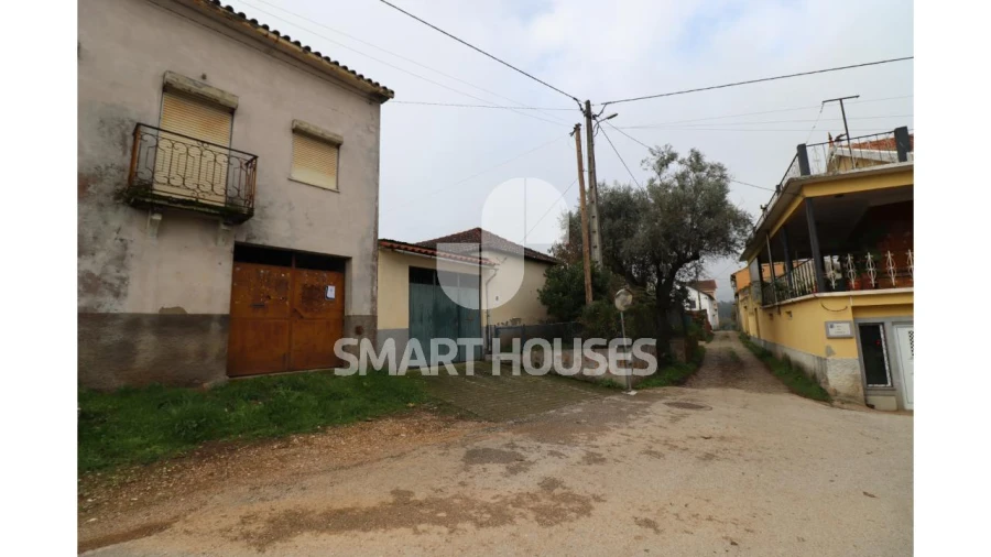 Moradia T4 para Venda em Arganil Foto 1