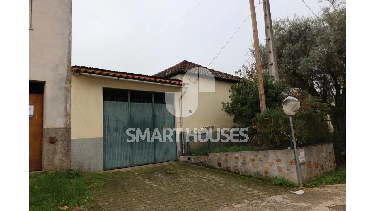 Moradia T4 para Venda em Arganil Foto 2