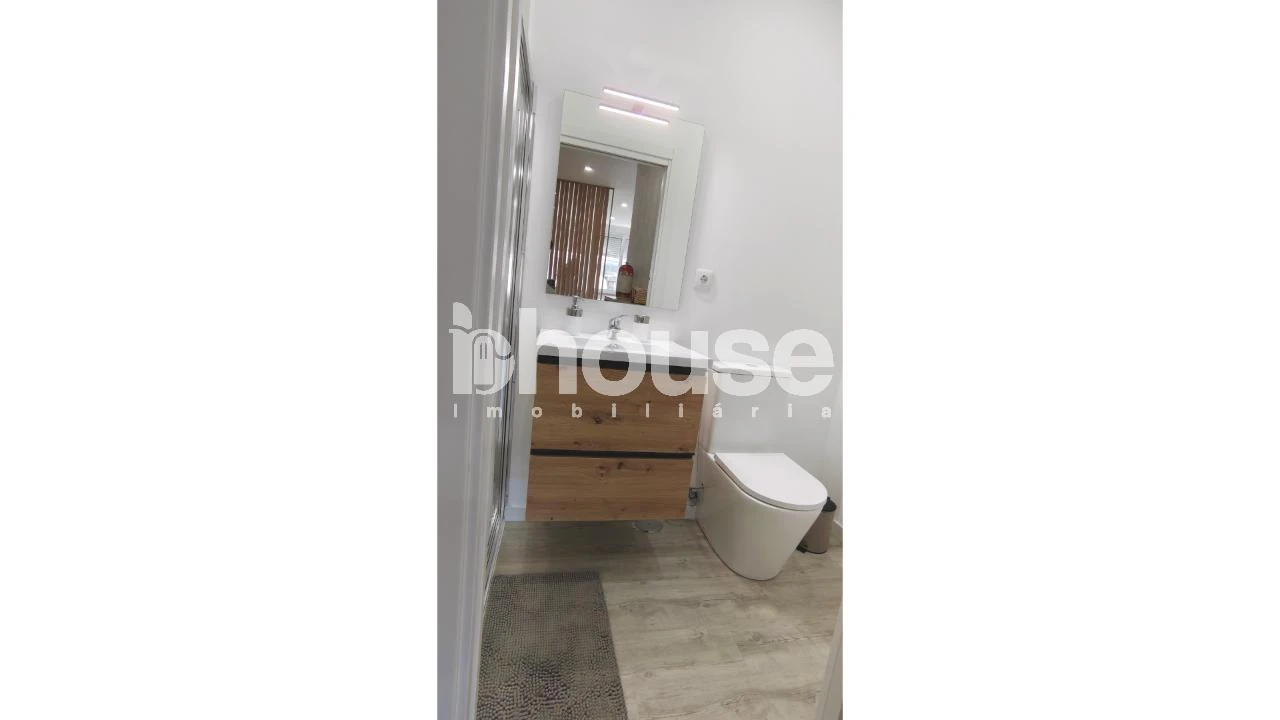 Apartamento T1 para Venda em Valpaços e Sanfins Foto 5