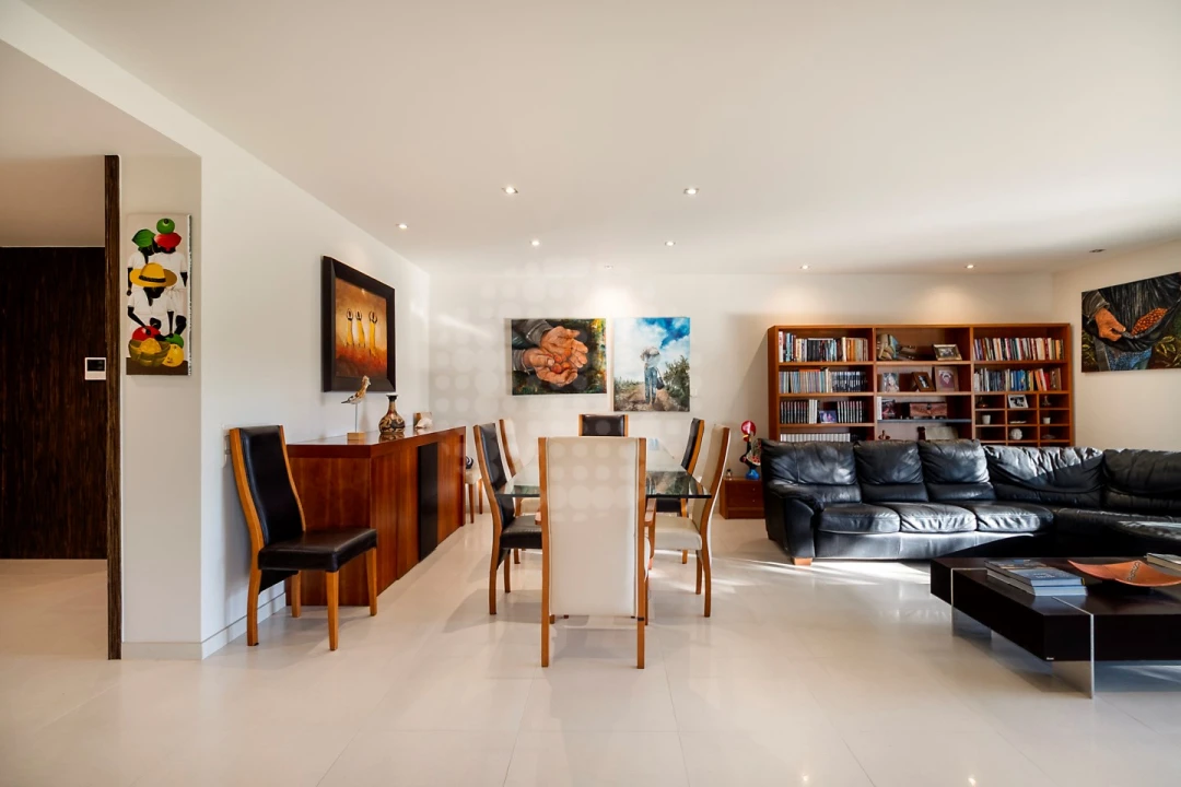 Moradia T5 para Venda em Guia Foto 14