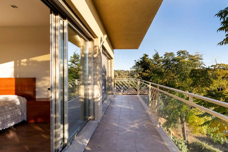 Moradia T5 para Venda em Guia Foto 28