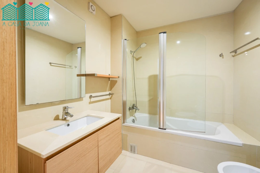 Apartamento T2 para Arrendamento em Glória e Vera Cruz Foto 24