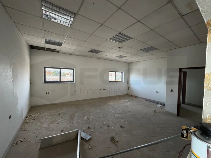 Armazém para Venda em Aradas Foto 6