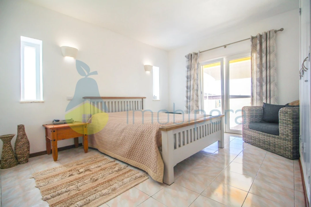 Moradia T3 para Venda em Albufeira e Olhos de Água Foto 5