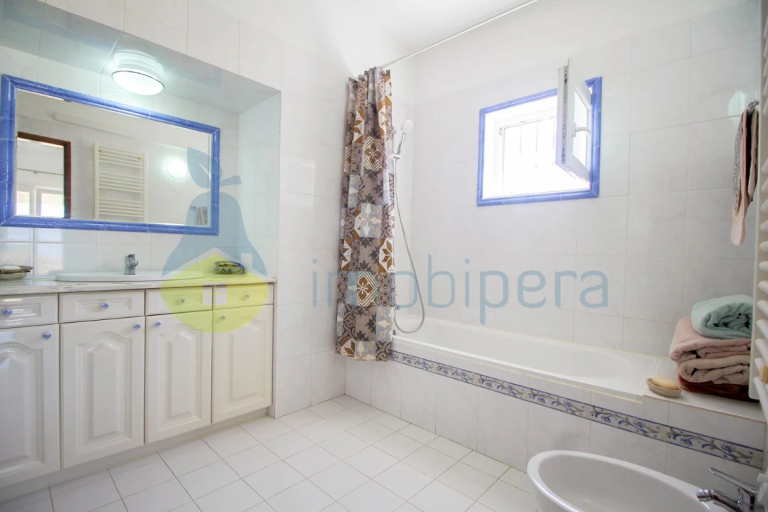 Moradia T3 para Venda em Albufeira e Olhos de Água Foto 11