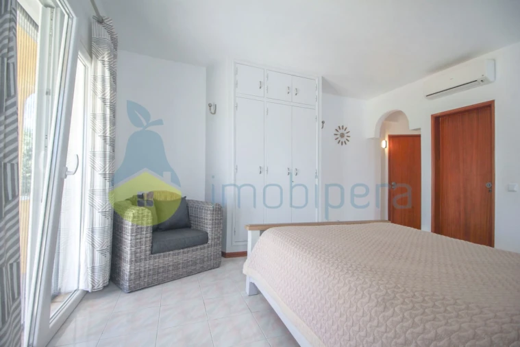 Moradia T3 para Venda em Albufeira e Olhos de Água Foto 12