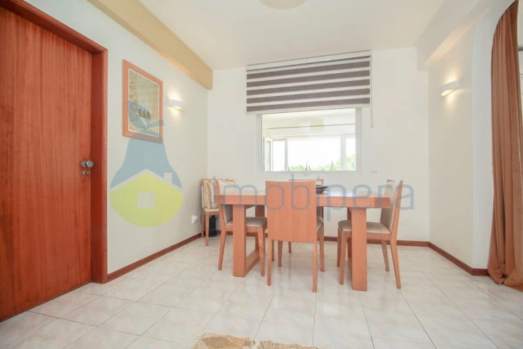 Moradia T3 para Venda em Albufeira e Olhos de Água Foto 18